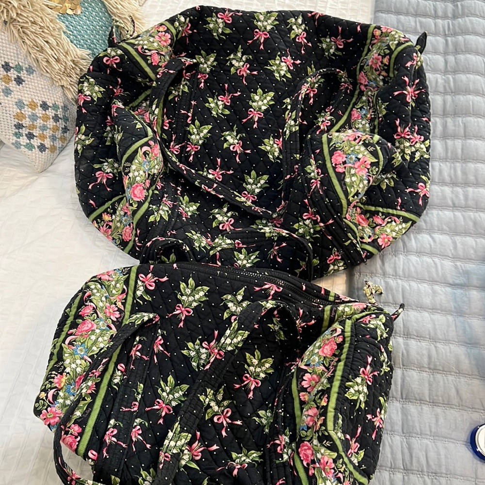 VEra Bradley duffel bag set